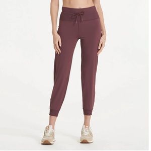 Vuori Women’s Daily Joggers